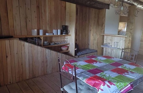 Mazan-l'Abbaye House | Farm cottage in the middle of the property for total relaxation