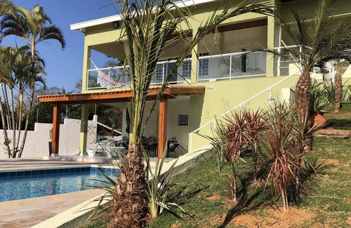 Igarata House | Farm in Closed Condominium and Foot in the water of the dam of Igaratá!