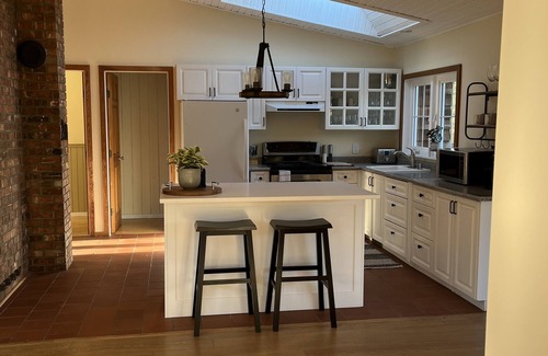 Yellow Point House | Farm stay in Nanaimo, Canada