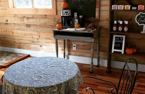 Lexington - Salisbury Cabin | Farm Store Loft perfect after a Busy Day