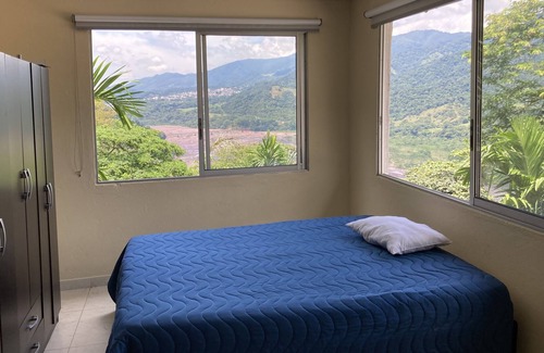 Villavicencio Cottage | Farm with wonderful view of the Guatiquia canyon