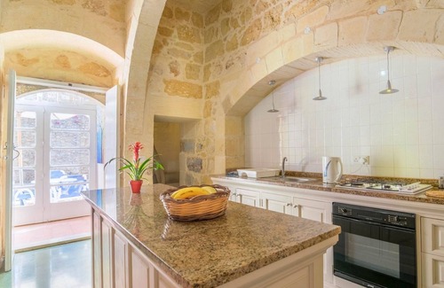 Xaghra Villa | Farmhouse Bertu - Two Bedroom Villa, Sleeps 4