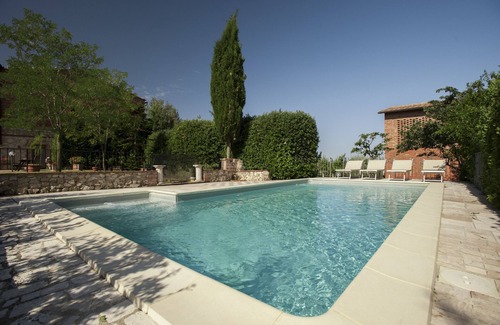 Bollano Apartment | Farmhouse for 3 people in Asciano and near Siena