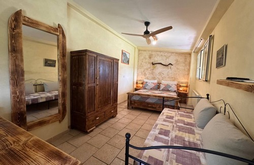 Pitigliano Other | Farmhouse "Gufo" with Shared Pool, Private Terrace & Wi-Fi