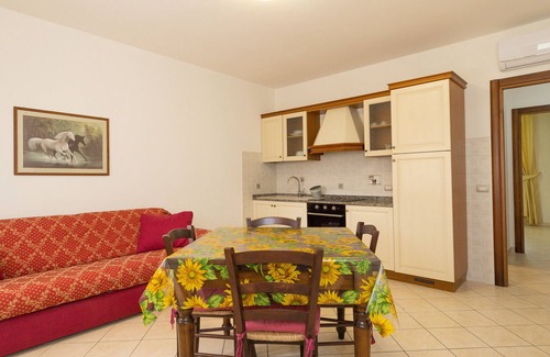 Campiglia Marittima Other | Farmhouse "Il Girasole - Corbezzolo" with Shared Pool, Shared Garden & Wi-Fi