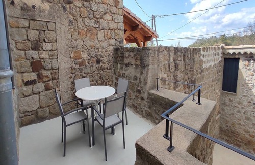 Sanilhac House | Farmhouse in Ardèche near Vallon Pont d'Arc