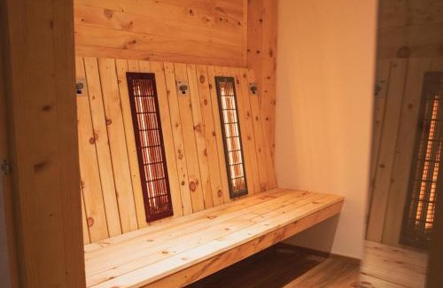 Bramberg am Wildkogel House | Farmhouse in Bramberg with Sauna & Ski Access