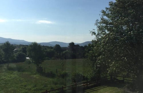 Killarney House | Farmhouse just 7 minutes from Killarney