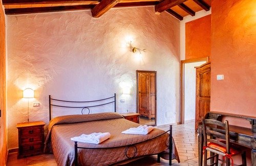 Braccagni Other | Farmhouse "Le Gerlette - La Capanna" with Shared Pool & Wi-Fi