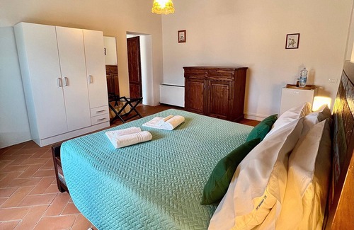 Massa Marittima Other | Farmhouse 'Minerva' with Shared Pool, Wi-Fi and Air Conditioning