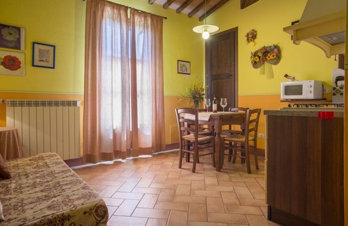 San Gimignano Villa | Farmhouse PODERE IL POGGETTO