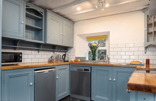 Bryn-crug Other | Farmhouse w/fire pit, log burner, stunning views & dining room
