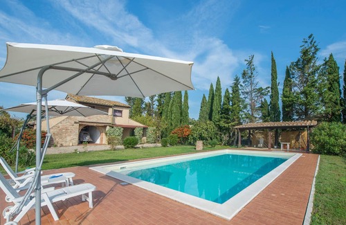 Papiano Villa | Farmhouse with swimming pool in Umbria