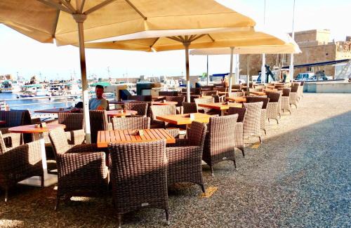 Paphos Apartment | Faros Beach Apartment A102