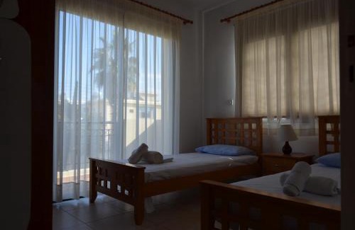 Paphos Apartment | Faros Beach Apartment A102