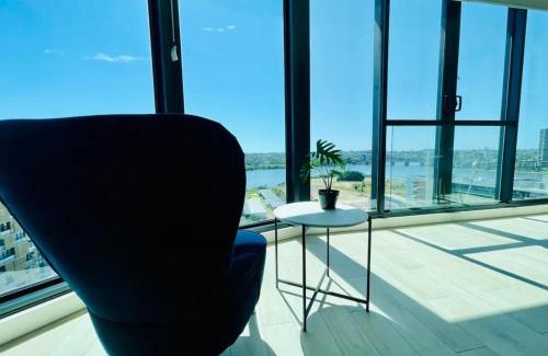 Wentworth Point Apartment | Fascinating waterview 2 bedrooms condo (Parking)