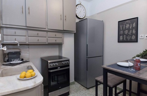 Kypseli Apartment | Fashionable 2 Bd Apt in Ano Kipseli with Balcony