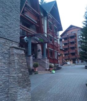 Ruzomberok Apartment | FATRAPARK 1 U SOVIČKY štúdio, kuchynka, kúpeľňa,s balkónom grátis parkovanie v podzemnej garáži