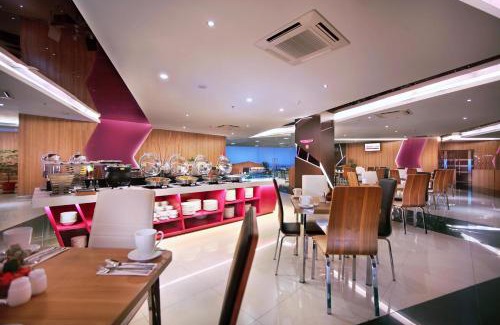 Mangga Besar Hotel | favehotel LTC Glodok