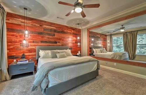 Fayetteville House | Fayetteville Private Luxury Retreat w/Hot Tub