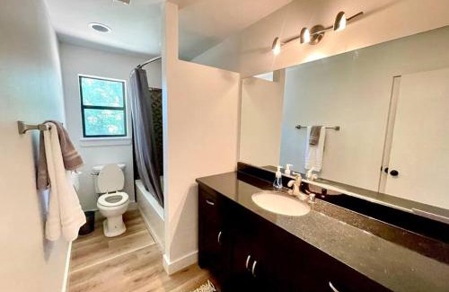Fayetteville House | Fayetteville Retreat - Centrally located - Next to Washington Regional Hospital