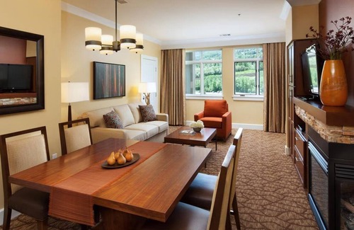 Avon Villa | Feb 1-8, 2025 ONLY @The Westin Mountain Villas, Beaver Creek Mountain (7 nights)