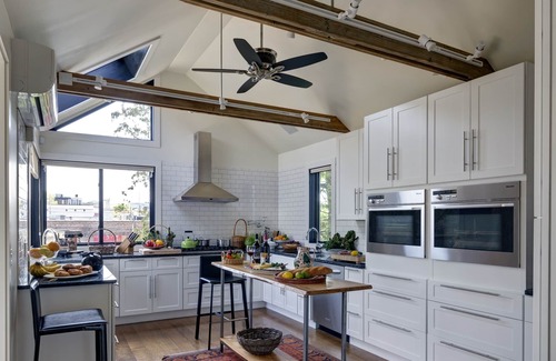 Hudson House | Federal style house on Armory Square in downtown Hudson
