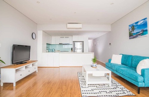 Wentworth Point Apartment | “Feel at Home” 1bed1bath Wentworth Point APT