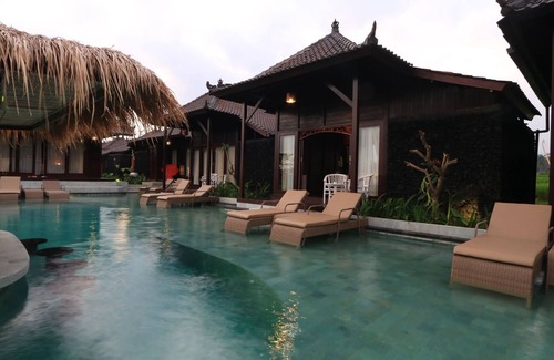 Kenderan Villa | Feel at Home while being away from Home