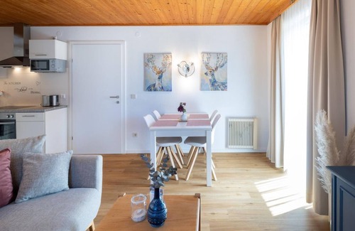 Unterburg am Klopeiner See Apartment | Feel-good apartment B with terrace - Ferienpark Scheiber