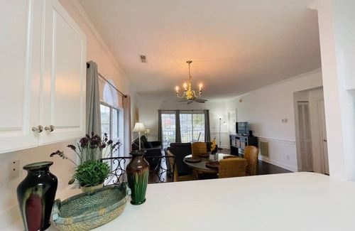 Central Myrtle Beach Apartment | Feel like home away from home