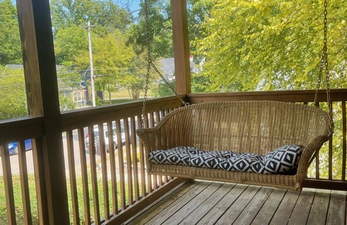 Murfreesboro House | FENCED IN 3 Bedroom Walkable to Desirable Downtown Setting
