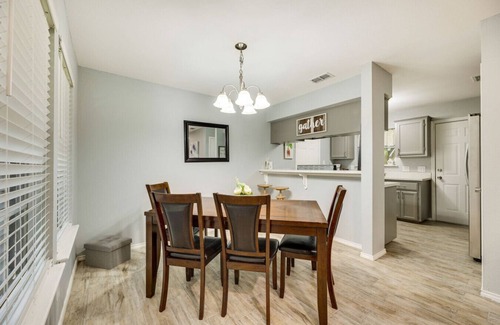 San Juan House | Fenced Large Yard & Grill: Entire Modern House