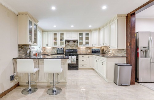 Lawrenceville Apartment | Fenced Yard & Pool Access: Lawrenceville Retreat!