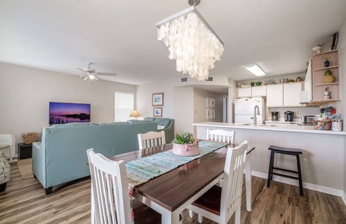 Cedar Key Condo | Fenimore Mill 1A Pool, Hot Tub, Pet Friendly!