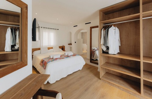 Es Canar Resort | FERGUS Style Punta Arabi