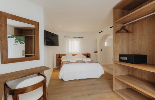 Es Canar Resort | FERGUS Style Punta Arabi