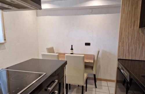 Mußbach Apartment | Ferienwohnung zur Grünen Oase - apartment/apartment, shower or bath, WC, 1
