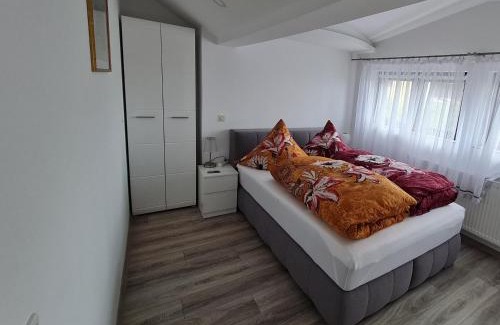 Sonnen Apartment | Ferien- und Businesswohnung Sonnentor Dreiländereck im zweiten Stock