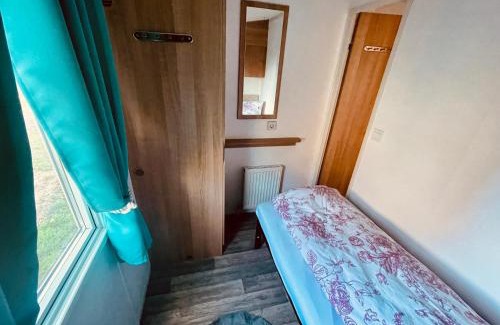 Altenpleen Apartment | Ferienhaus Bordeaux Neuenpleen
