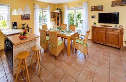 Radolfzell am Bodensee House | Ferienhaus Am Bodensee Mit Garten Und Terrasse