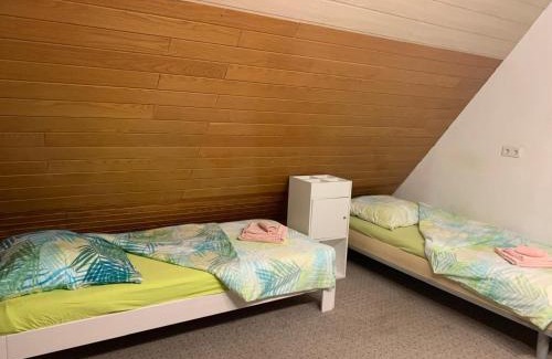 Oberdorla House | Ferienhaus Haan - 5 Schlafzimmer, Garten & Terrasse