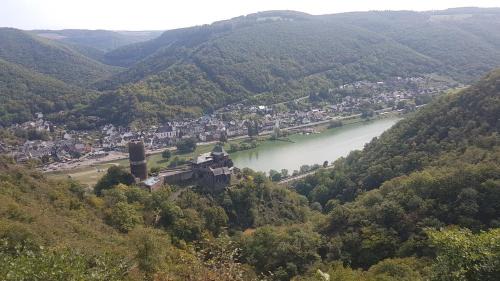 Kurrenberg Apartment | Ferienhaus Leopold mit Burgblick an der Mosel