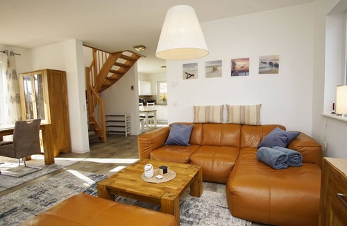Trent House | Ferienhaus Linea - Haus in Idyllischer Lage mit Terrasse und Eingezäunten Garten - Ferienhaus Linea