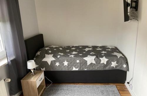 Hildesheim District Apartment | Ferienhaus nähe Lamspringe mit 5 Schlafzimmer