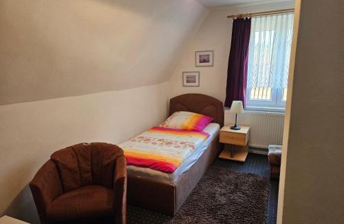 Freyburg Apartment | Ferienhaus und Straußwirtschaft im Weinberg