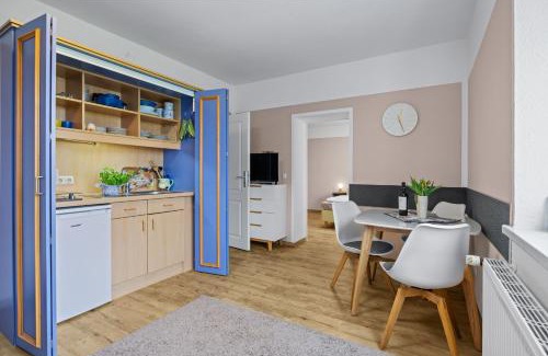 Kuehlungsborn Apartment | Ferienhof am Leuchtturm für Gruppen bis 25 Personen OFC 04