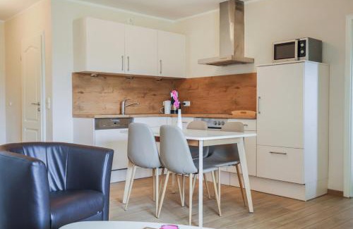 Sahrensdorf Apartment | Ferienhof Büdlfarm - Hühnerstall