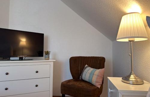 Zempin Apartment | Ferienidyll Bartling Haus Vineta WG 5 im alten Ortskern, modern, gemütlich