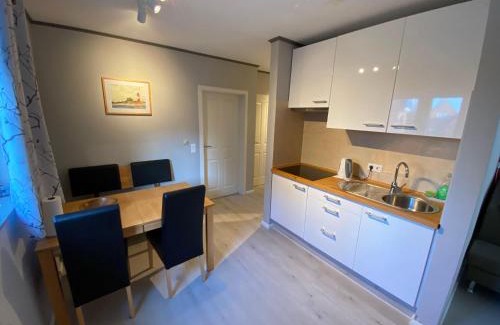 Lemkenhafen Apartment | Ferienwohnung-Starkwind